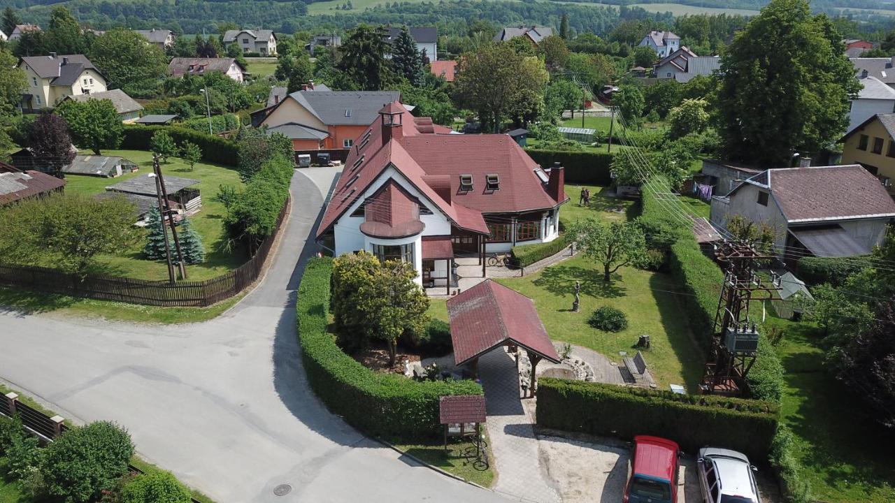 Penzion Terasa, Bed & Breakfast Velke Losiny Exterior photo