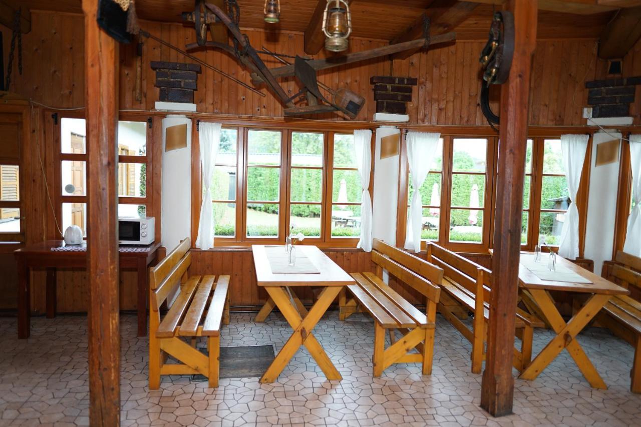 Penzion Terasa, Bed & Breakfast Velke Losiny Exterior photo