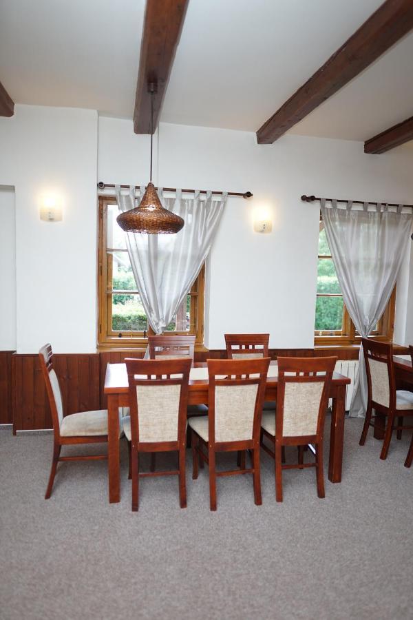Penzion Terasa, Bed & Breakfast Velke Losiny Exterior photo